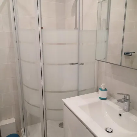 Apartmán Deux Pieces Climatise Calme Dans Le Vieil Antibes