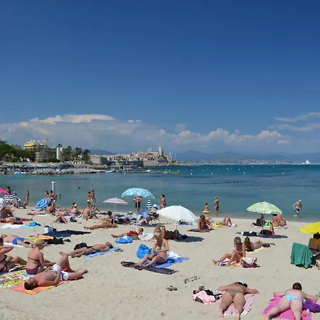 Deux Pieces Climatise Calme Dans Le Vieil アンティーブ